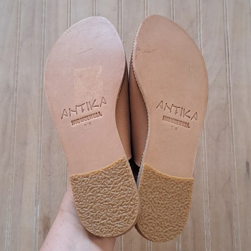 Antika beautiful minimalist